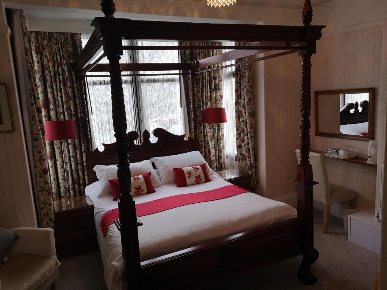 East Mount House Hotell Barrow-in-Furness Exteriör bild