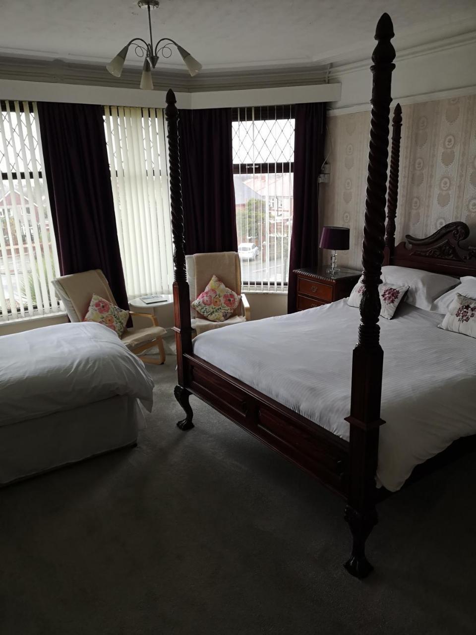 East Mount House Hotell Barrow-in-Furness Exteriör bild